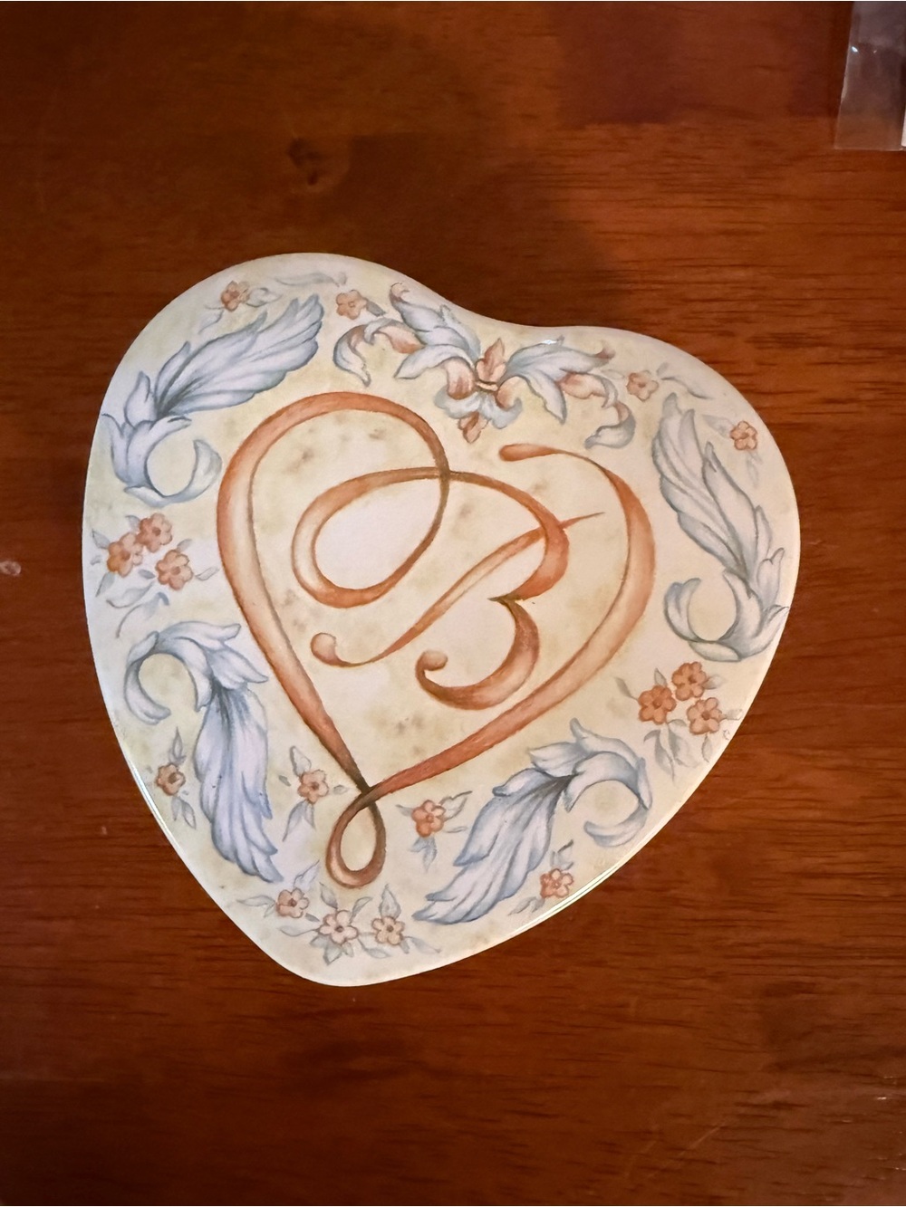 Heart-Shaped Decorative Jewelry with Monogram B - Beige and Blue